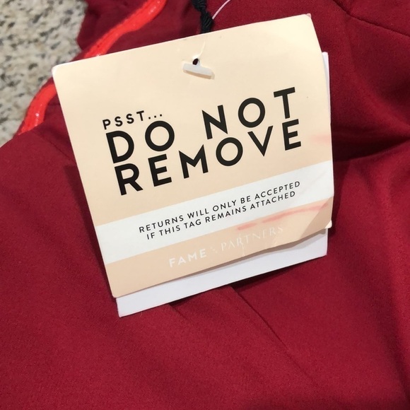 NWT Fame & Partners Formal Gown Maxi Dress Size 6 Red Cut Out Sides Strapless - Picture 6 of 9